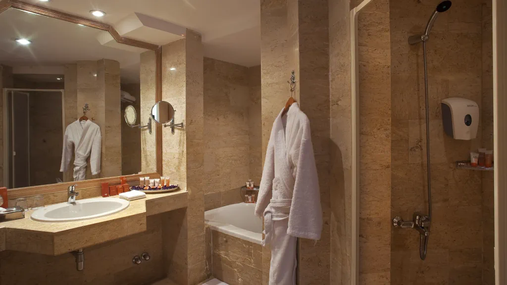 الفندق ستيلا دي ماري جراند - العين السخنة